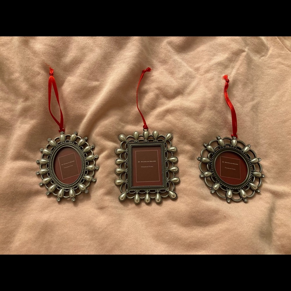 3 Frame Ornaments